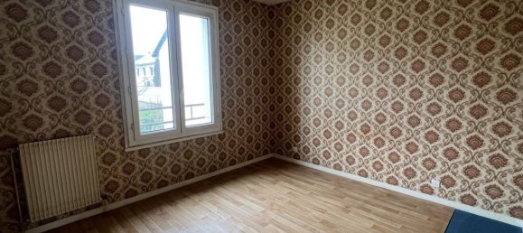 Casa de 3 dormitorios en Joue-les-Tours, France No. 71053 5