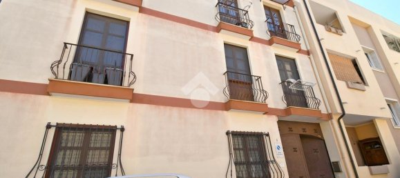 Apartamento T3 em Cagliari, Italy N.º 347365 37