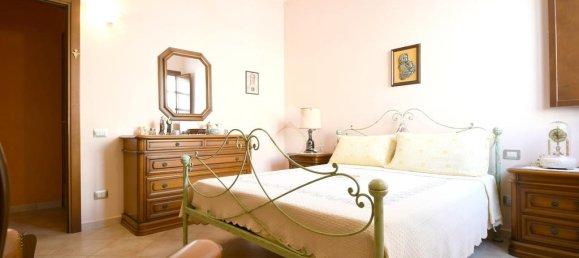 Apartamento T3 em Cagliari, Italy N.º 347365 4