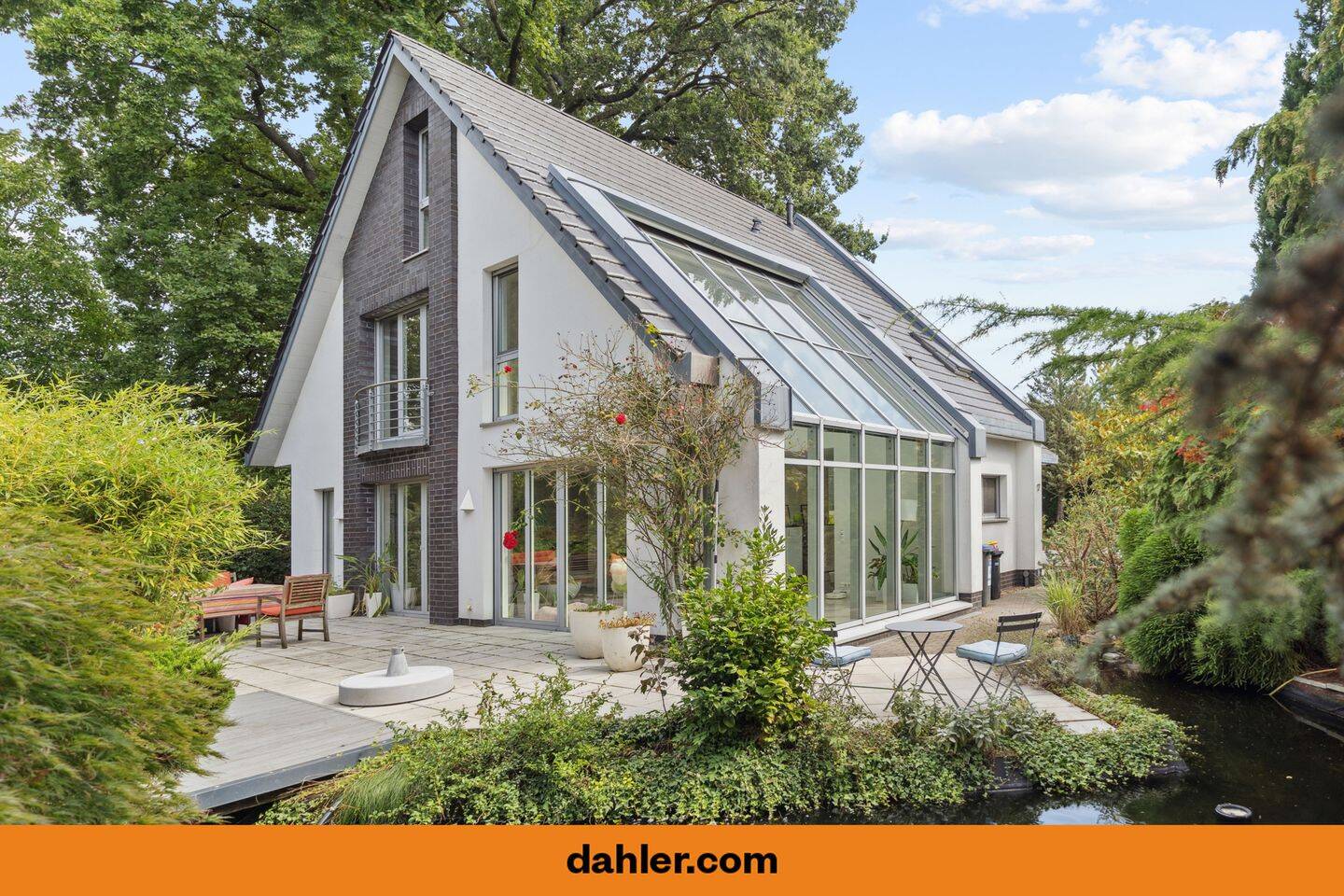 7 rooms House in Hanover, Germany No. 283632