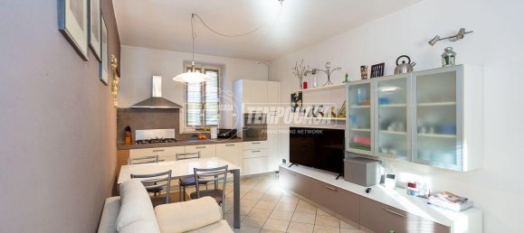 7-Zimmer Haus in Capergnanica, Italy, Nr. 30298 3