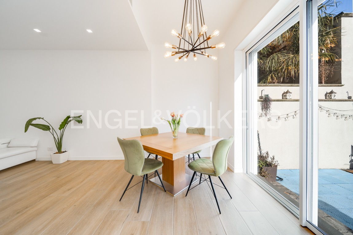 Villa T3 em Saronno, Italy N.º 68809