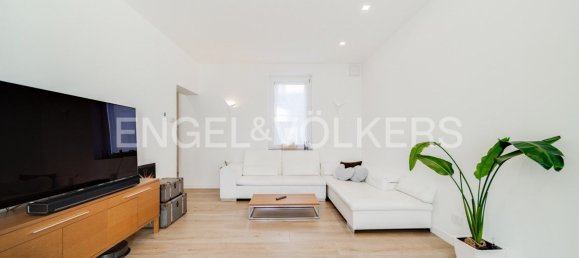 Villa T3 em Saronno, Italy N.º 68809 2