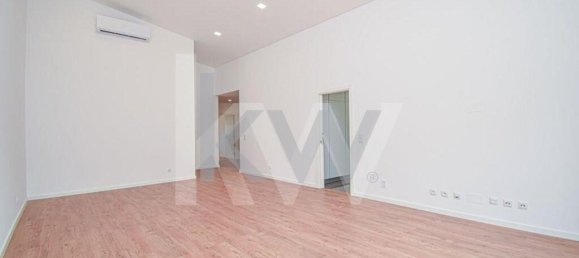 3 Schlafzimmer Wohnung in Loures, Portugal, Nr. 93037 38