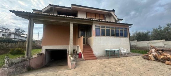 4 rooms Villa in Pomezia, Italy No. 33746 2