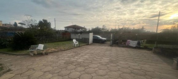 4 rooms Villa in Pomezia, Italy No. 33746 4