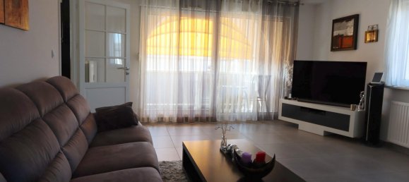 3 bedrooms Apartment in Saint-Louis, France No. 68392 9