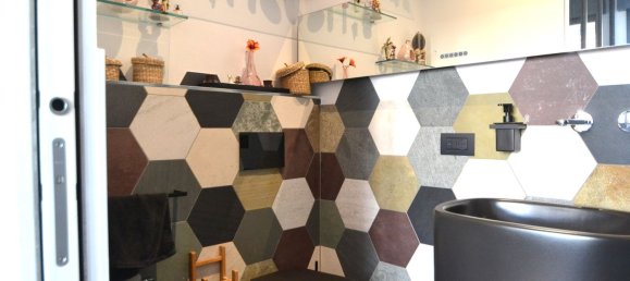 4 rooms Apartment in Parma, Italy No. 212019 12