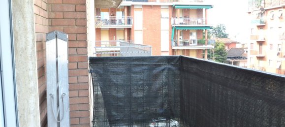 4 rooms Apartment in Parma, Italy No. 212019 6