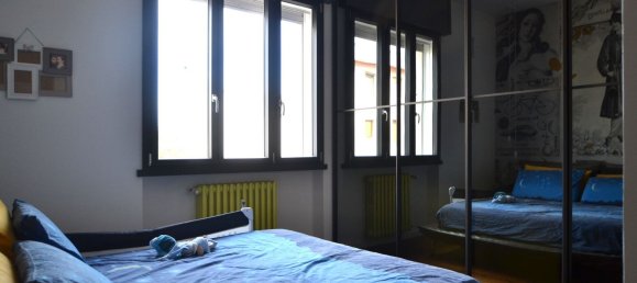 4 rooms Apartment in Parma, Italy No. 212019 9