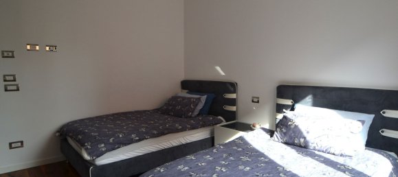 4 rooms Apartment in Parma, Italy No. 212019 15
