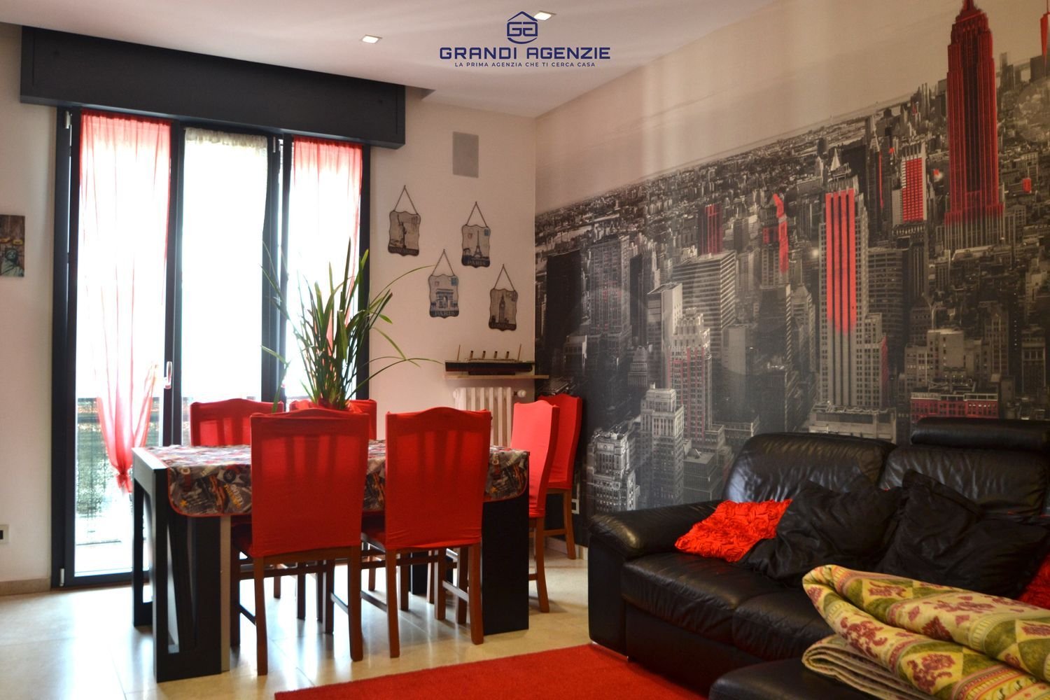 4 rooms Apartment in Parma, Italy No. 212019