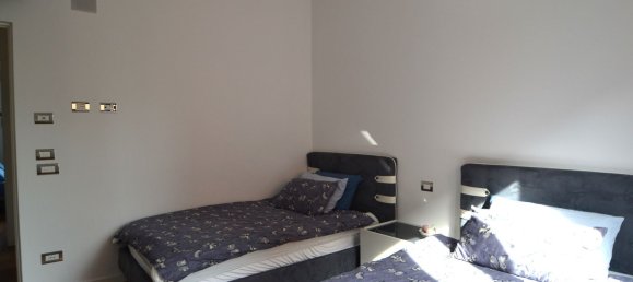 4 rooms Apartment in Parma, Italy No. 212019 16