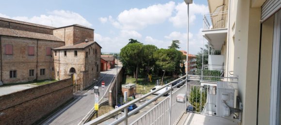 4 Schlafzimmer Wohnung in Cesena, Italy, Nr. 347743 7