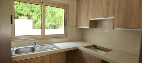 4 Schlafzimmer Villa in Nicosia, Cyprus, Nr. 2521 4