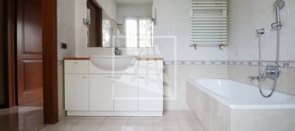 3 bedrooms Villa in Reggio Emilia, Italy No. 322905 11