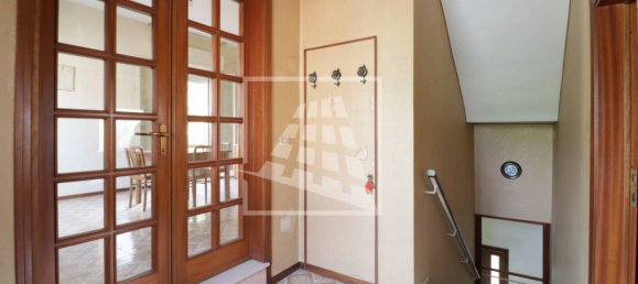 3 bedrooms Villa in Reggio Emilia, Italy No. 322905 22