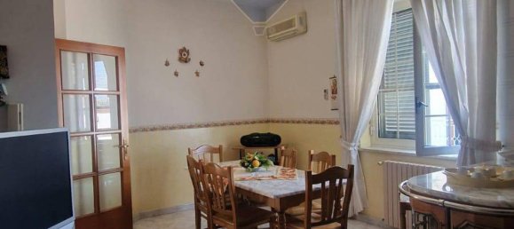 5 bedrooms House in Afragola, Italy No. 358199 6