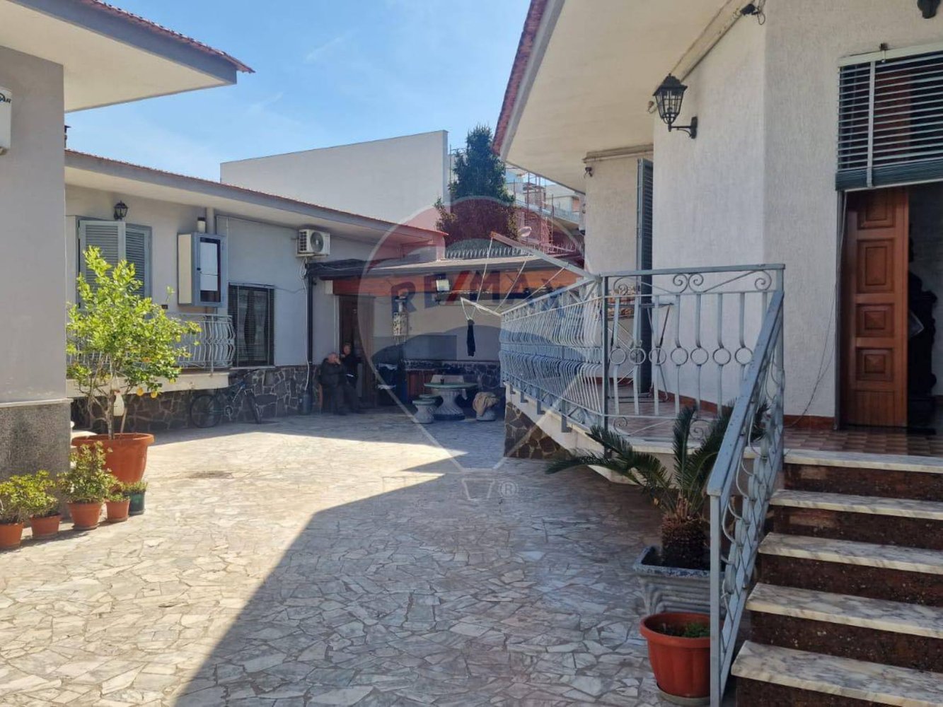 5 bedrooms House in Afragola, Italy No. 358199