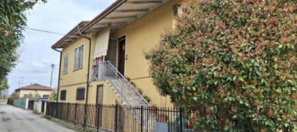 8 rooms House in Zero Branco, Italy No. 306897 3