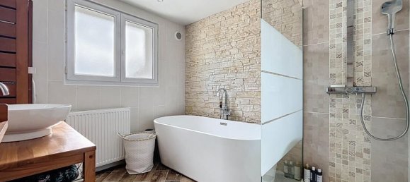 3 غرف نوم فيلا في Coudekerque-Branche, France رقم 281375 4