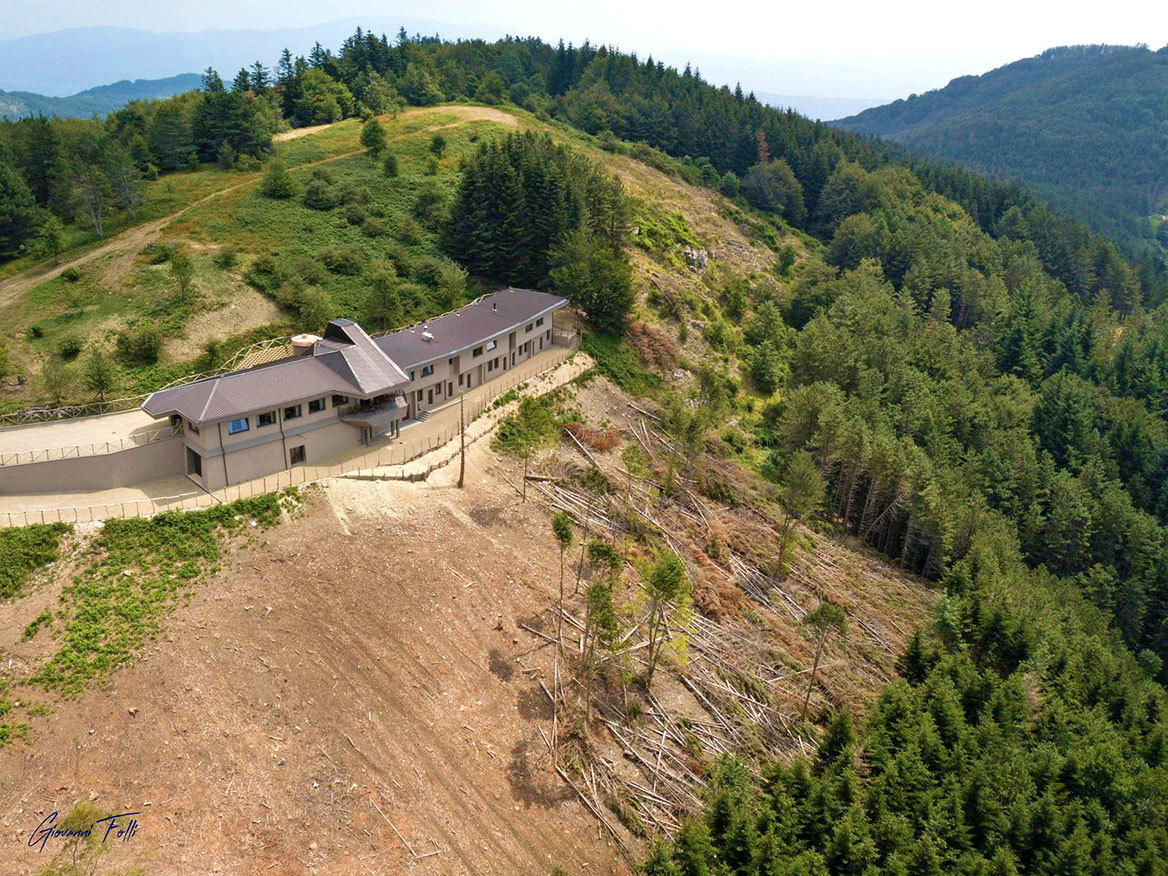 11 bedrooms House in Loro Ciuffenna, Italy No. 128110