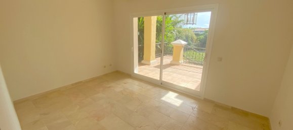 8 bedrooms Villa in Benahavis, Spain No. 5387 6