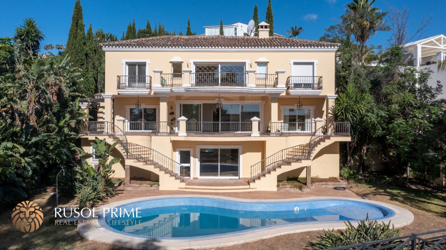 8 bedrooms Villa in Benahavis, Spain No. 5387