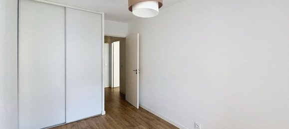 2-salle Appartement à Bastia, France No. 303116 5