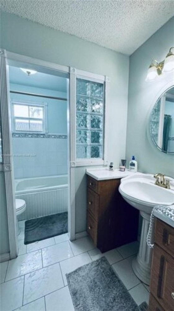 4 Schlafzimmer Haus in Miami, USA, Nr. 307588