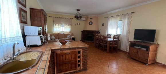 3 bedrooms House in Malaga, Spain No. 63140 3