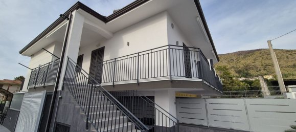 6 غرف نوم فيلا في Sessa Aurunca, Italy رقم 324546 2