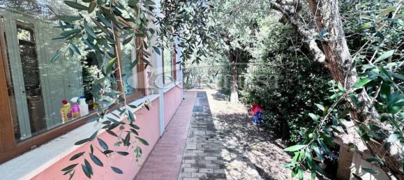 Дом с 3 спальнями в Перуджа, Италия № 356600 28