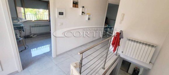 Дом с 3 спальнями в Перуджа, Италия № 356600 15