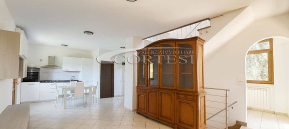 Дом с 3 спальнями в Перуджа, Италия № 356600 7