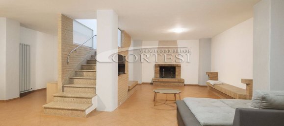 Дом с 3 спальнями в Перуджа, Италия № 356600 20