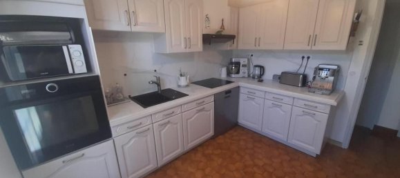 Дом с 4 спальнями в Ле Пуэнсоне, Франция № 250381 3