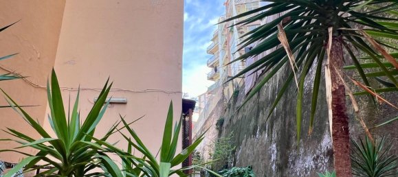 3 rooms Apartment in Torre del Greco, Italy No. 285235 8