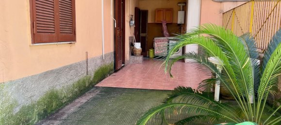 3 rooms Apartment in Torre del Greco, Italy No. 285235 16