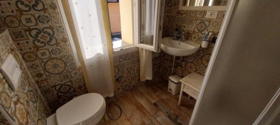 Casa de 6 divisões em Camaiore, Italy N.º 237406 9