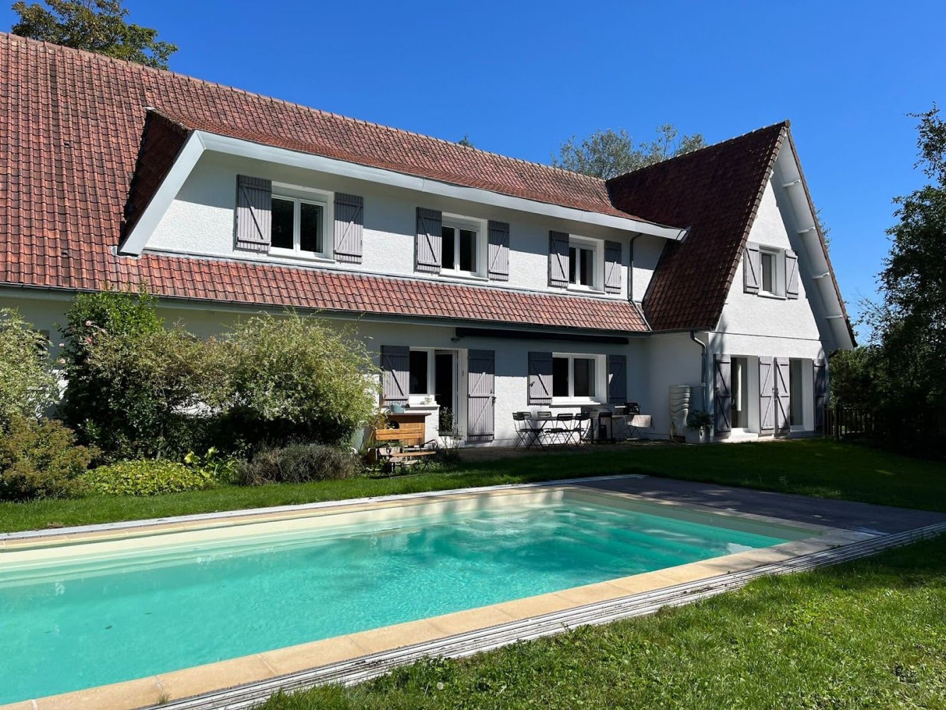 Casa de 5 dormitorios en Amiens, France No. 56758