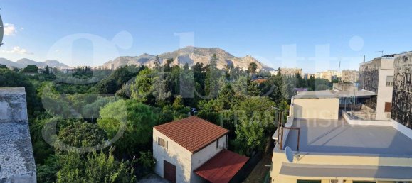 3 rooms Apartment in Palermo, Italy No. 291322 5