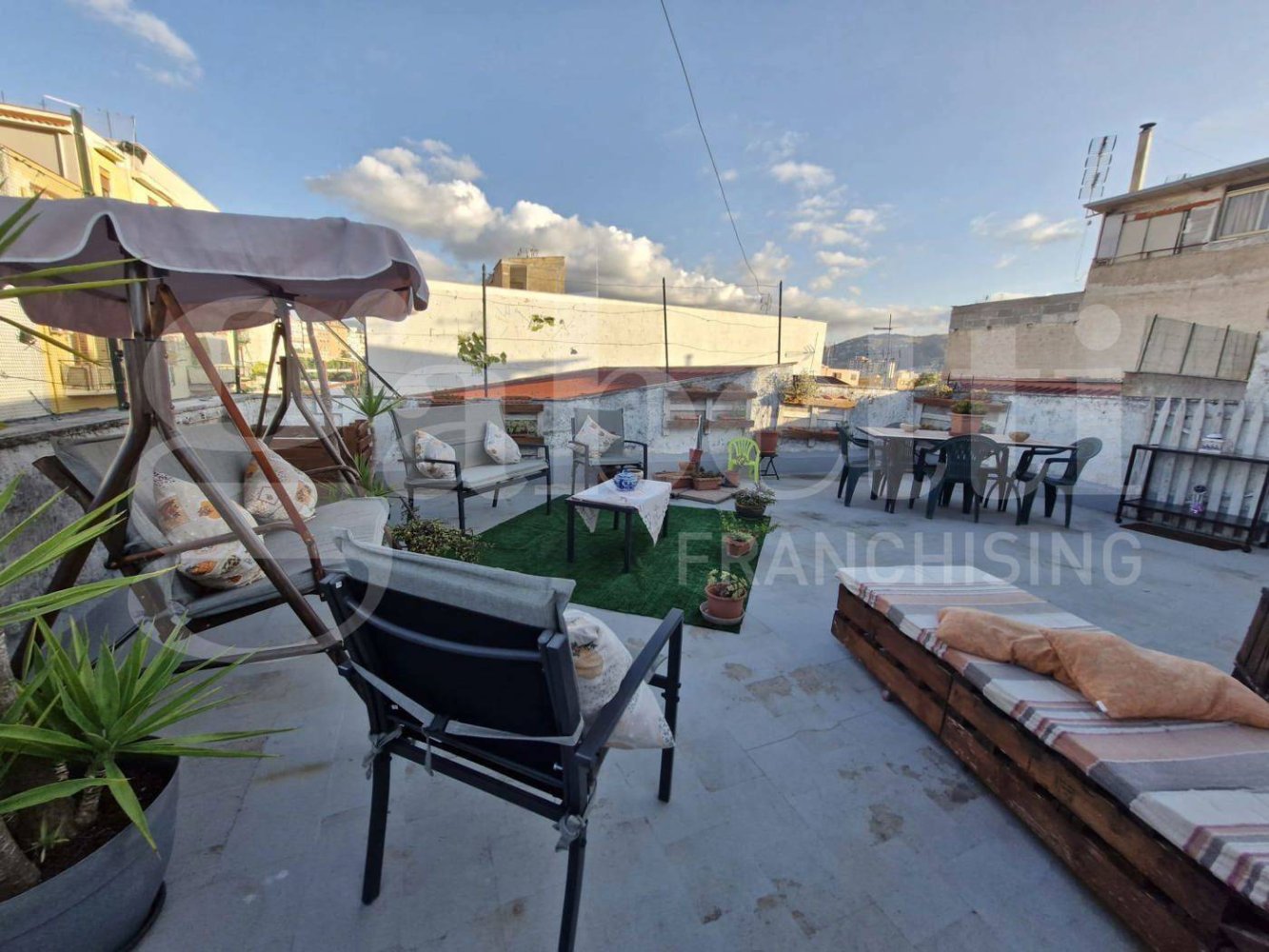 3 rooms Apartment in Palermo, Italy No. 291322