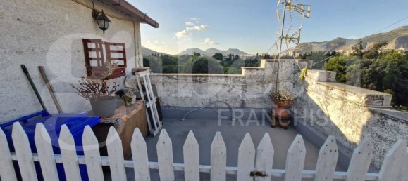 3 rooms Apartment in Palermo, Italy No. 291322 3