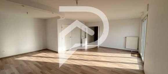 3 bedrooms Penthouse in Metz, France No. 213529 3