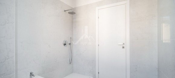 3غرفة شقة في Reggio Emilia, Italy رقم 8053 12