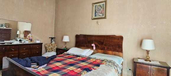 Квартира с 5 комнатами в Генуя, Италия № 120084 17