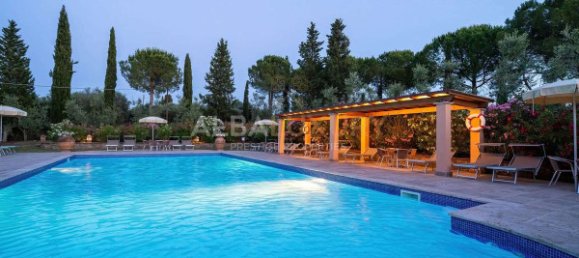 Casa de 14 habitaciónes en Peccioli, Italy No. 160120 30