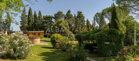 Casa de 14 habitaciónes en Peccioli, Italy No. 160120 13