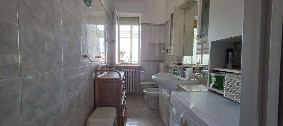 3 rooms Apartment in Asti, Italy No. 7592 9